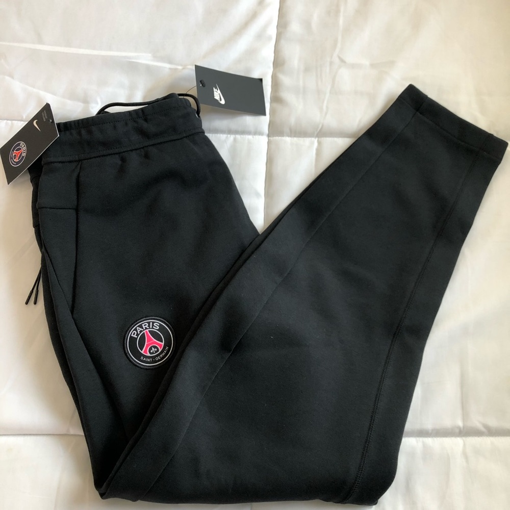 Nike mens PSG tech fleece pants size Medium